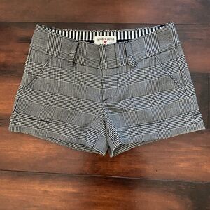 Alice + Olivia Black and White Glen Plaid High Waist Tailored Shorts Size 2